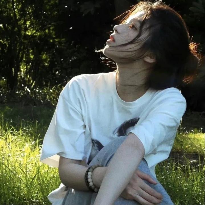 拍卖会上我惊艳全场